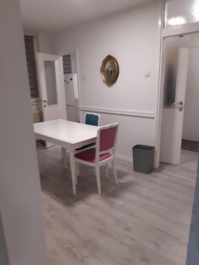 Apartmán Tomy Travnik Exteriér fotografie