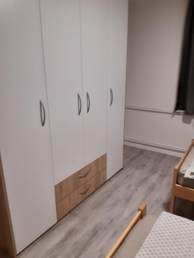 Apartmán Tomy Travnik Exteriér fotografie